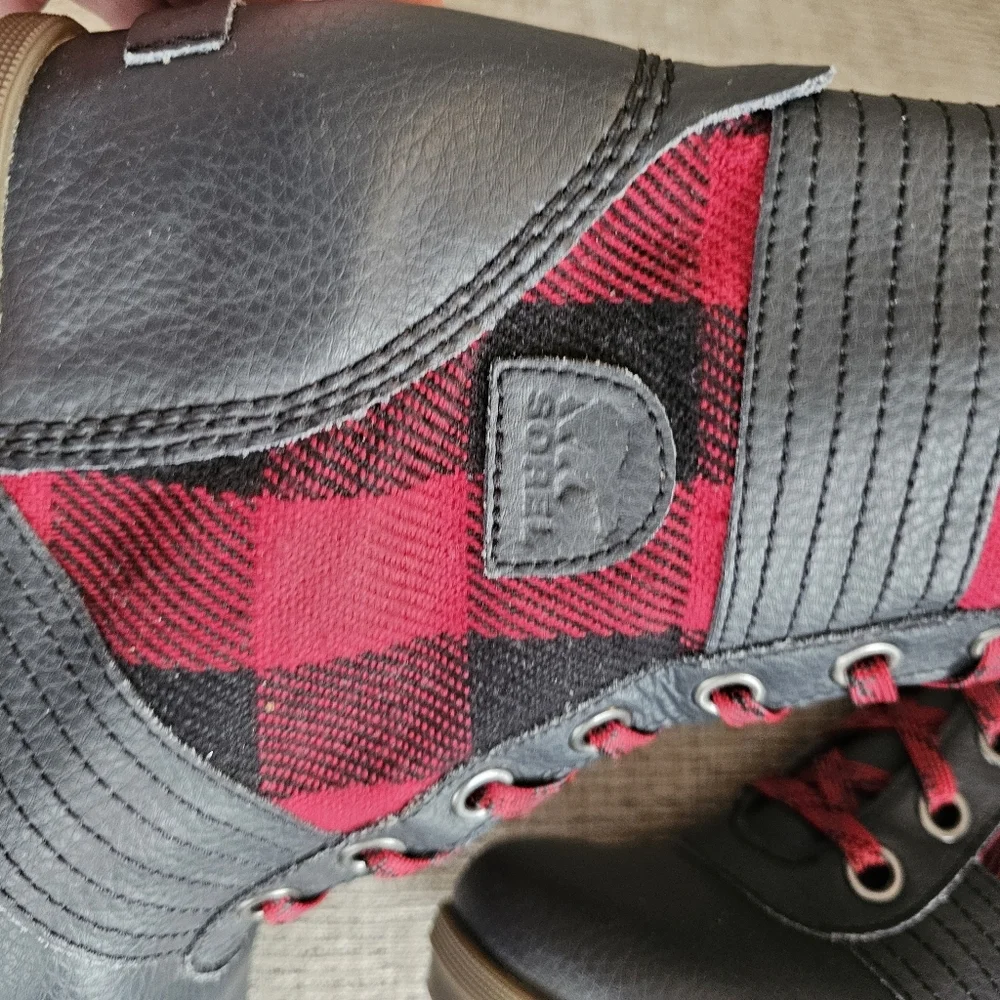 Sorel grip boot felt
